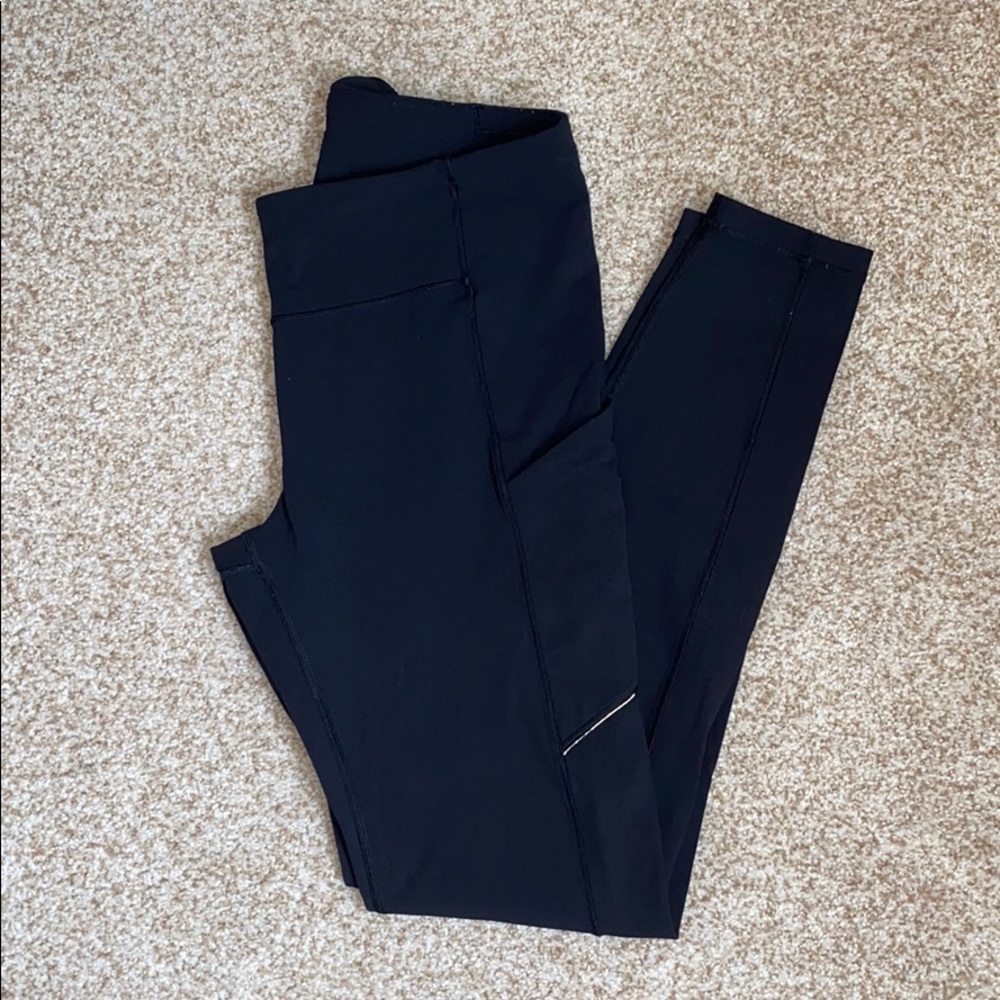 Black Fast and Free Lululemon Leggings!